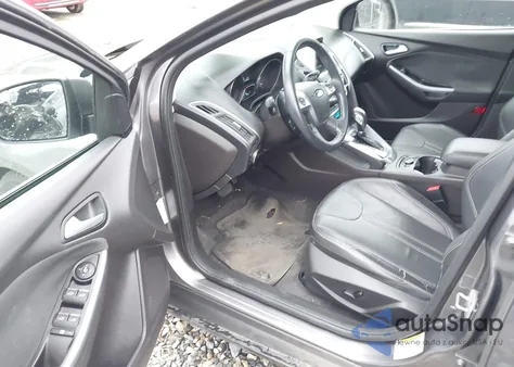 2014 Ford Focus Titanium from USA, damaged, VIN 1FADP3N28EL159451